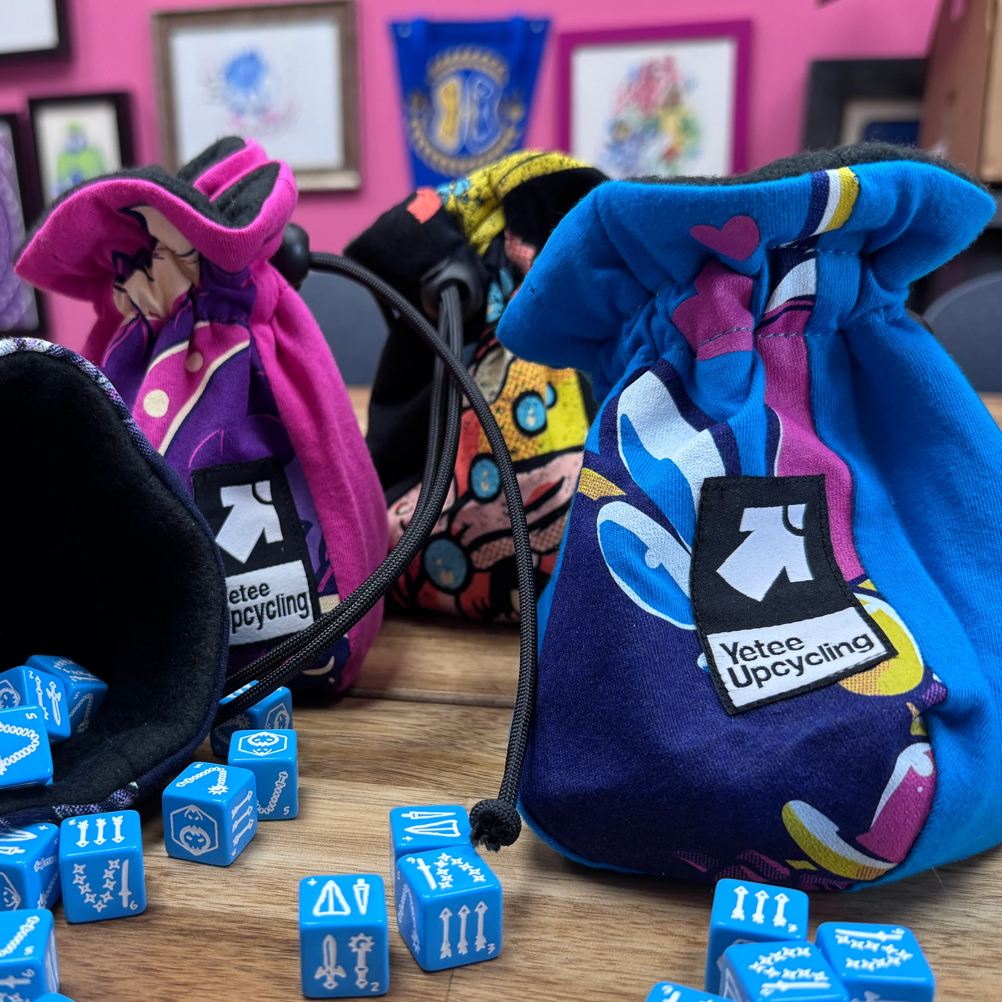 Upcycling Patchwork Dice Bag - Image 3